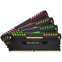 美商海盗船(USCORSAIR)复仇者RGB灯条 DDR4 3000 32GB(8Gx4条)台式机内存 RGB光