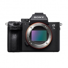 索尼（SONY）Alpha 7 III 机身（a7M3/A73/ILCE-7M3）全画幅微单数码相机 （约2420万有效像素 5轴防抖 ）